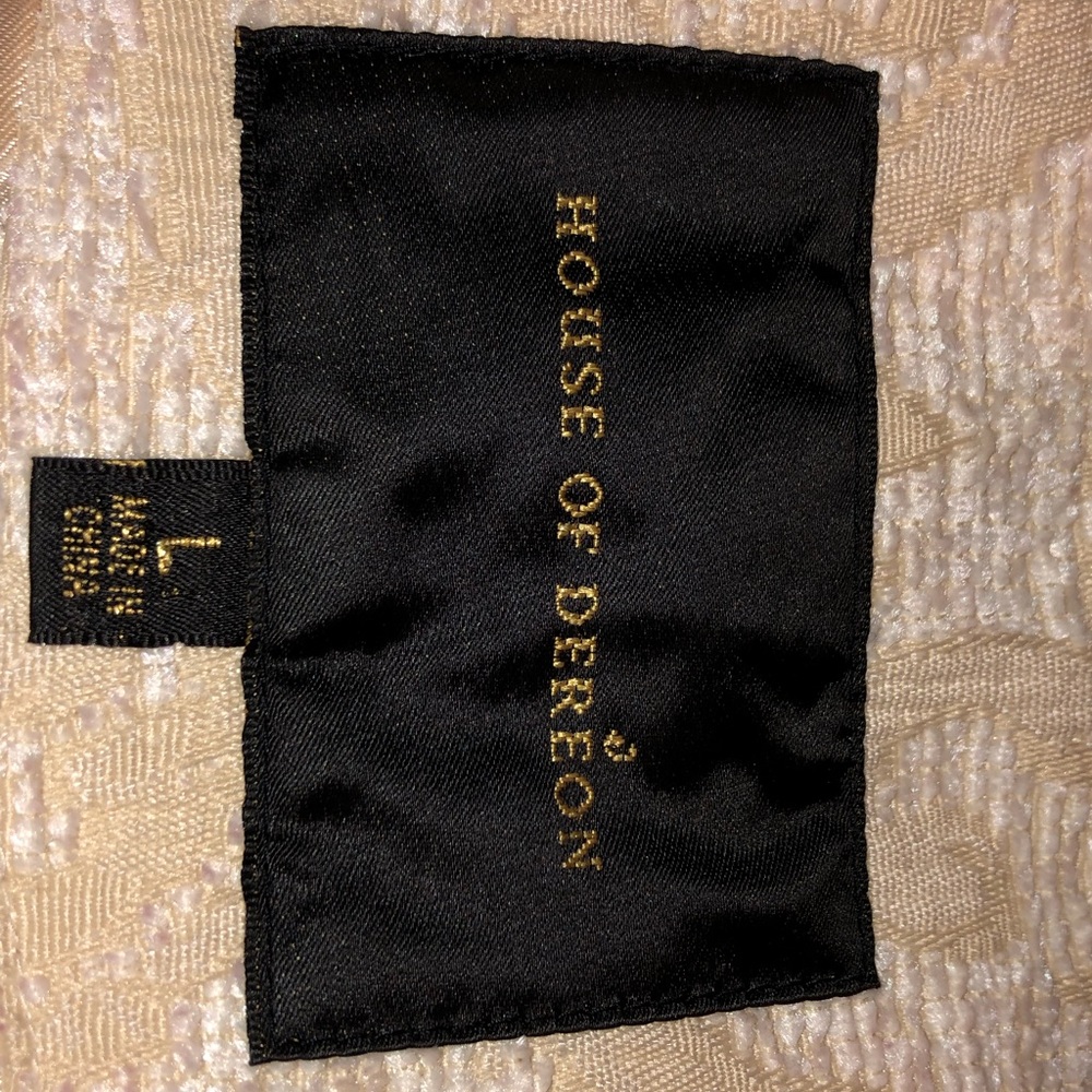 House of dereon size large - Picture 5 of 7